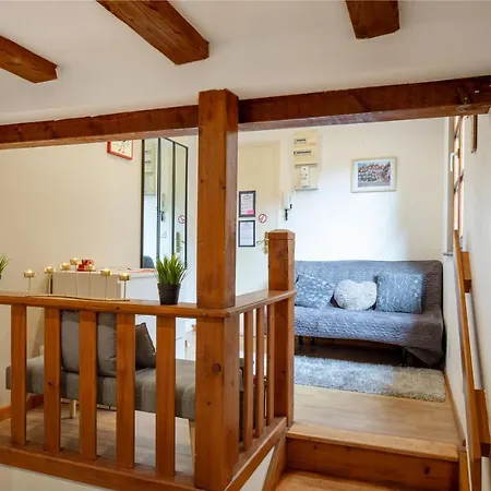 Travel Homes - Tanneur 3, Just Next To Little Venice 콜마